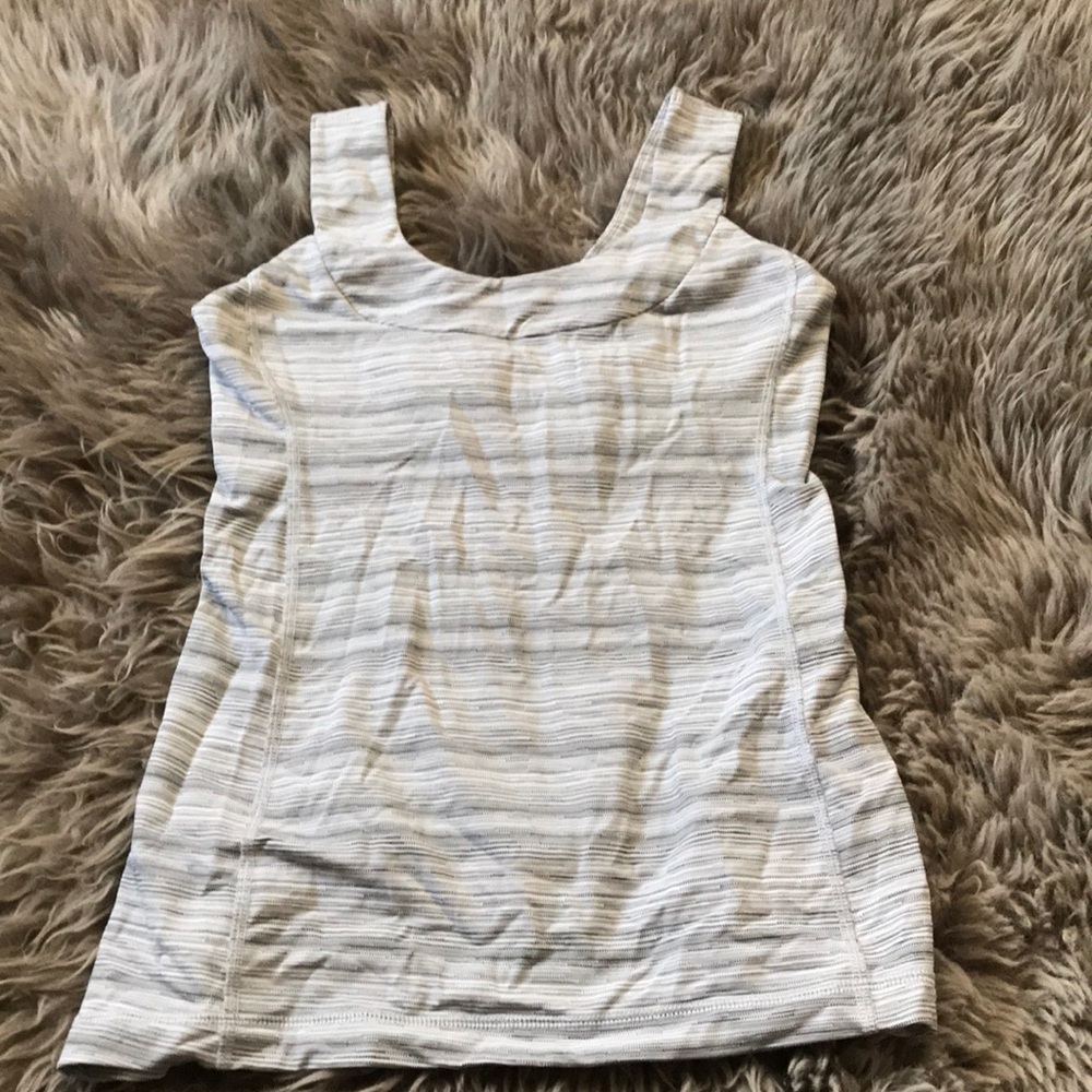 Lululemon work out tank